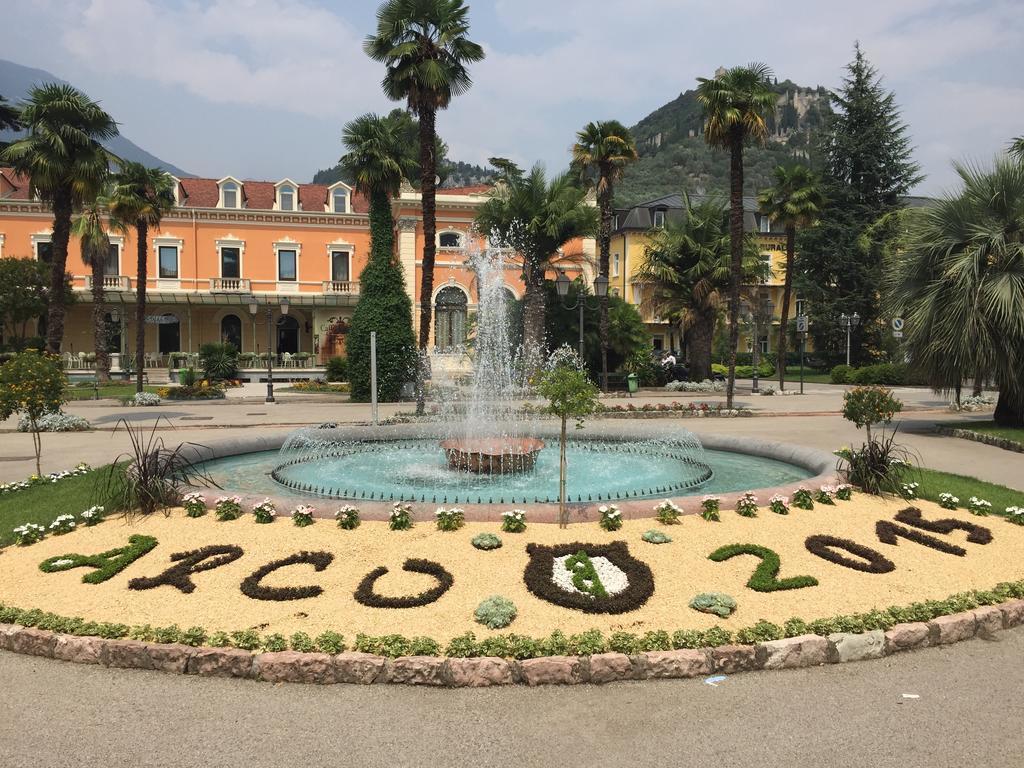 Appartamento Villa Principessa Arco Cameră foto